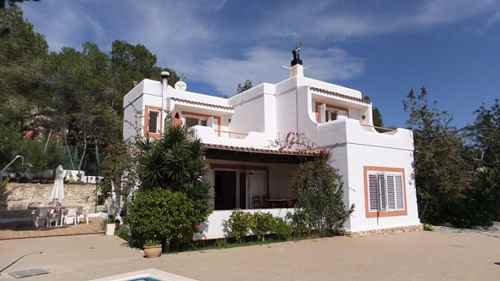 Villa de 3 dormitorios en San Juan de Atalaia en venta