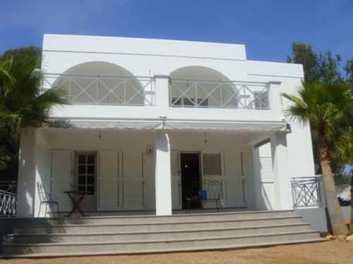 Villa de 4 dormitorios en San José para la venta o alquiler