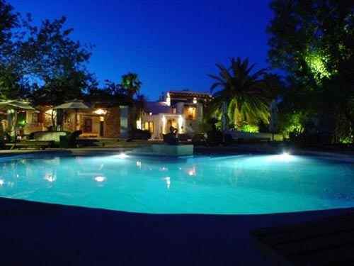 Casa grande con 22 habitaciones en venta en Ibiza