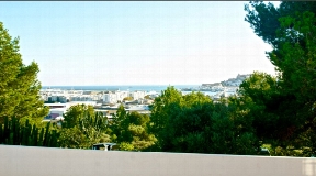 Súper oportunidad - casa en las montañas de Ibiza