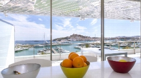 Apartamento de lujo en venta en Marina Botafoch Ibiza