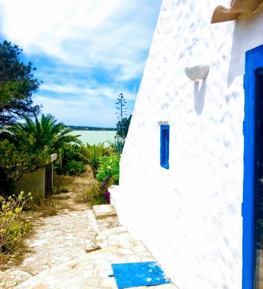 Espectacular casa en primera línea de la playa de arena en Formentera