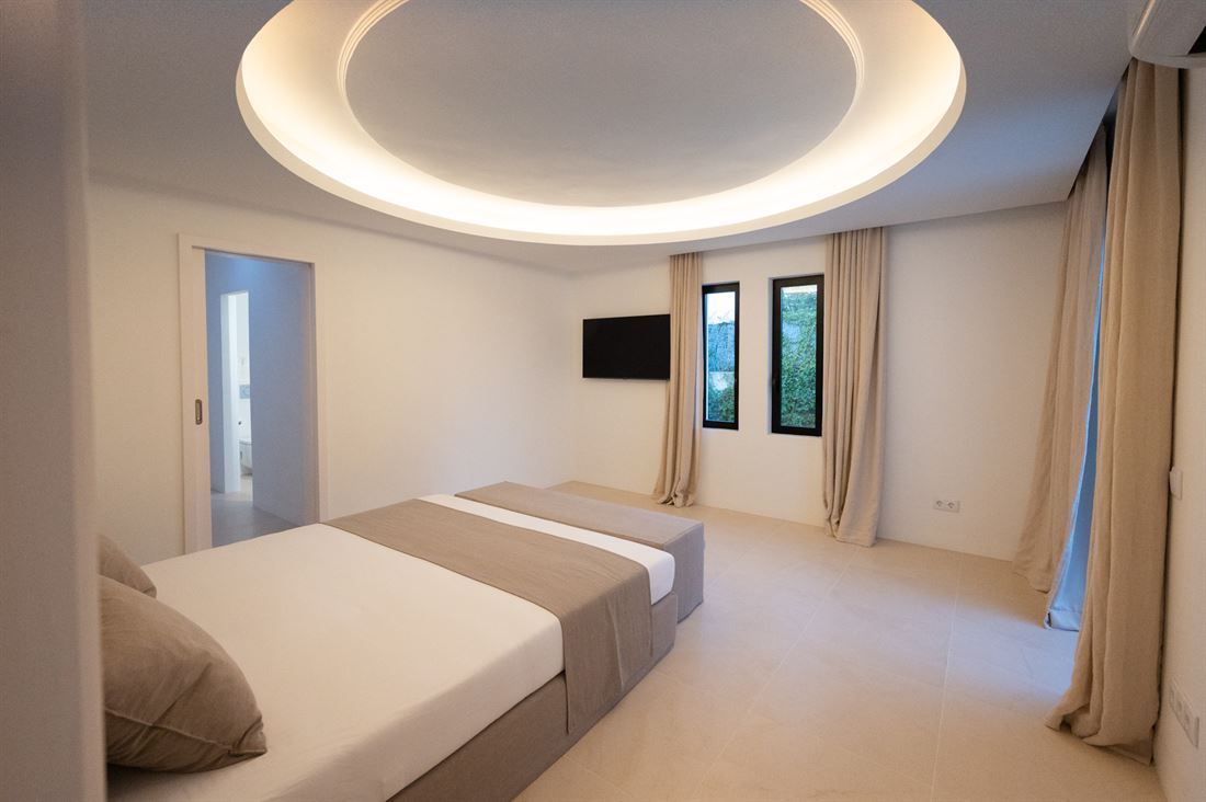 Villa urbana recientemente renovada ubicada en Jesus a 5 min de Ibiza ciudad con licencia de alquiler
