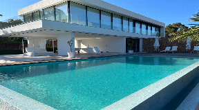 Villa de lujo con acceso a playa privada en Vista Alegre