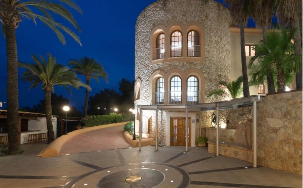 Villa de lujo en venta en Jesus en Ibiza el Palacio de Ibzia