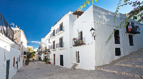 Adosado en Ibiza Dalt Villa en venta