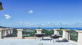 Villa con impresionantes vistas panorámicas al mar y al atardecer en Benimussa