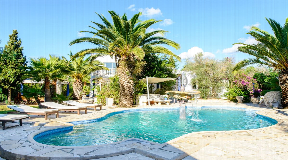 Villa única cerca de Ibiza en venta con Licencia turística